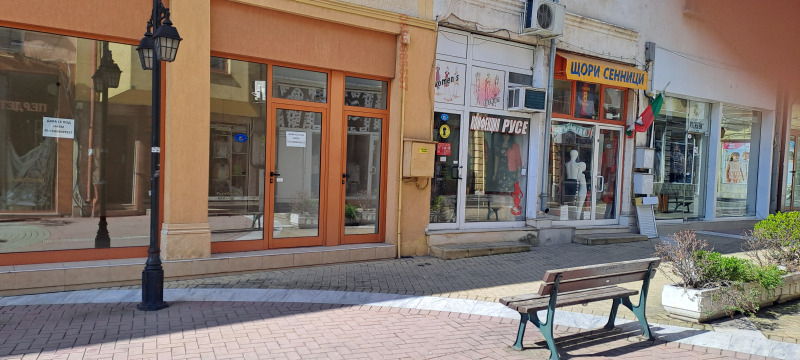 Издаје се  Схоп Хасково , Центар , 40 м2 | 27657402