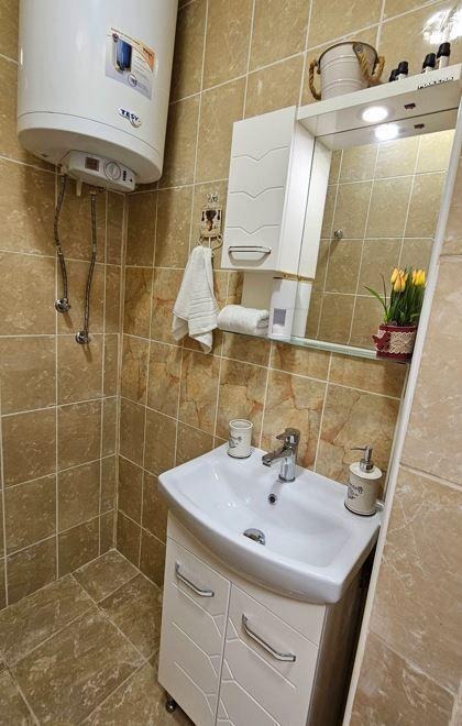 Дава под наем 3-СТАЕН, гр. Варна, Гръцка махала, снимка 7 - Апартаменти - 53645816