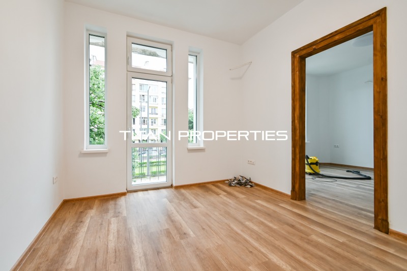 Te huur  Kantoor Sofia , Tsentar , 120 m² | 92206972 - afbeelding [5]