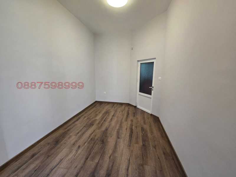 Дава под наем  Офис град София , Център , 130 кв.м | 41993079 - изображение [13]