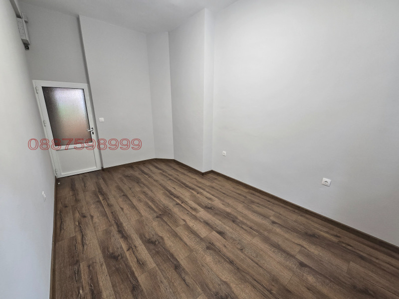 Дава под наем  Офис град София , Център , 130 кв.м | 41993079 - изображение [11]