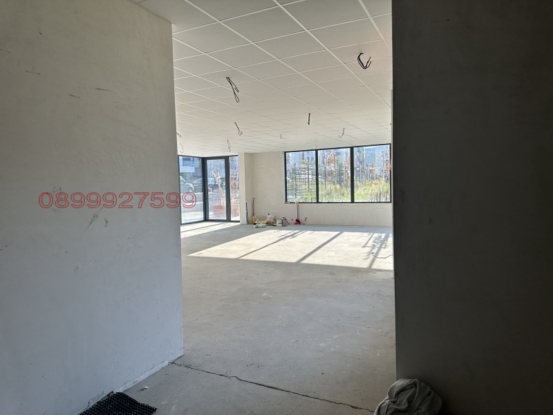 Дава под наем МАГАЗИН, гр. София, Малинова долина, снимка 8 - Магазини - 52811972