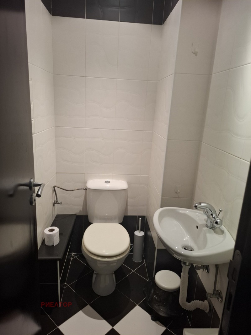 De inchiriat  2 dormitoare Plovdiv , Țentâr , 120 mp | 94643701 - imagine [10]