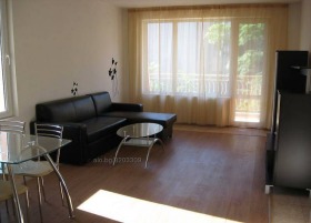 1 bedroom Vazrazhdane, Burgas 1