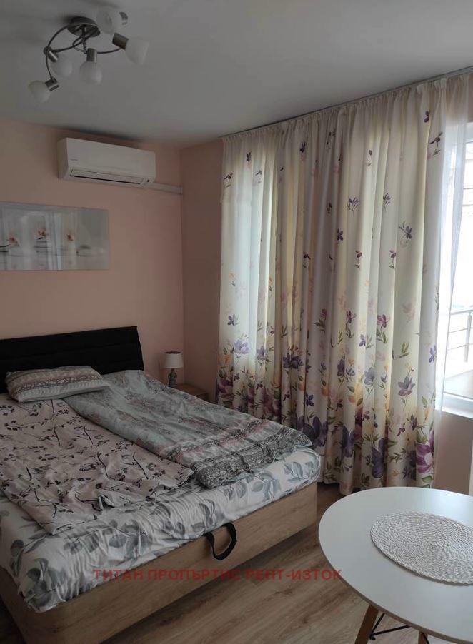 En renta  1 dormitorio Burgas , Sarafovo , 57 metros cuadrados | 90469853 - imagen [4]