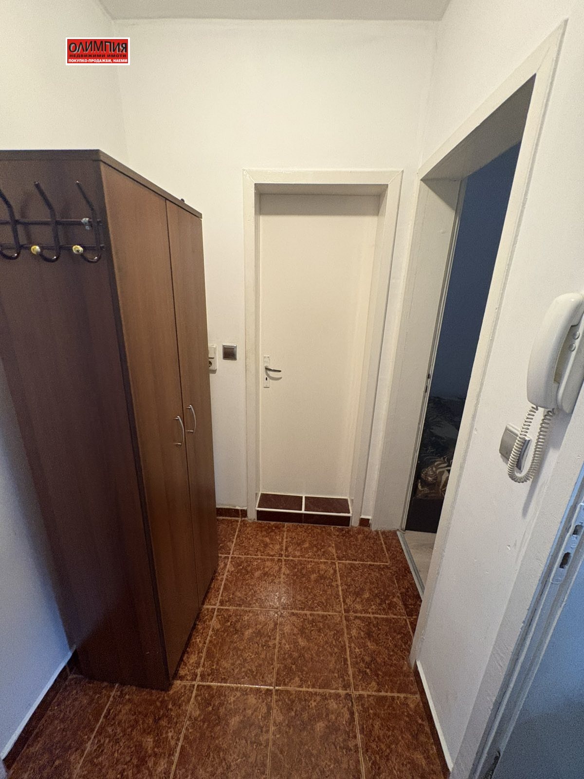 Дава под наем 2-СТАЕН, гр. Плевен, Идеален център, снимка 2 - Апартаменти - 54110957