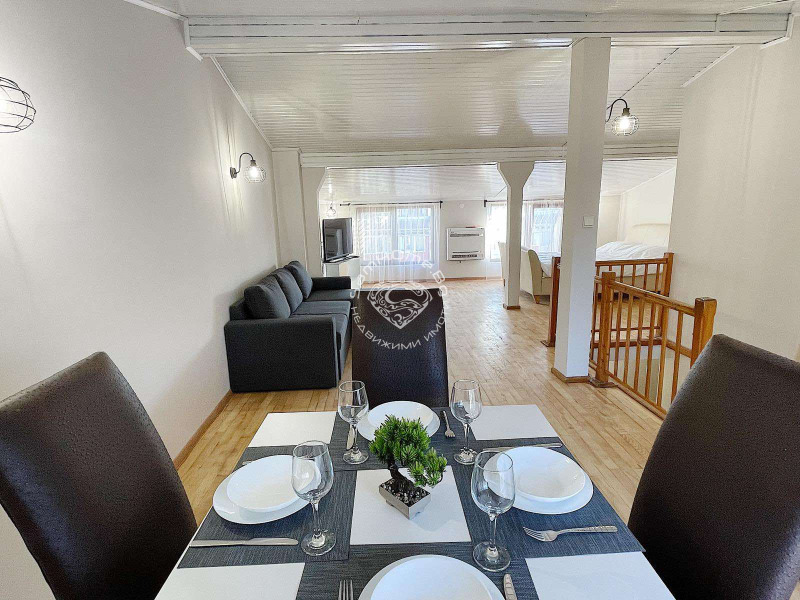 Дава под Наем 1-СТАЕН в град Варна, Център - 65 кв.м / 411 € » 803.85 лв., САМ ХОУМ
