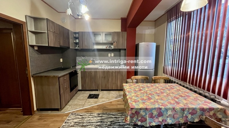 Дава под наем 3-СТАЕН, гр. Хасково, Център, снимка 5 - Апартаменти - 53413362