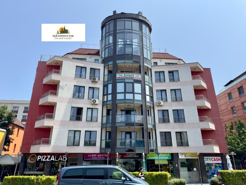 De inchiriat  Studio Sofia , Studentsci grad , 45 mp | 63199933