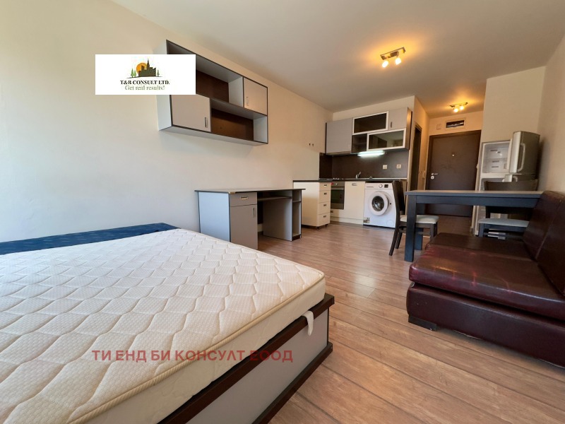 De inchiriat  Studio Sofia , Studentsci grad , 45 mp | 63199933 - imagine [4]