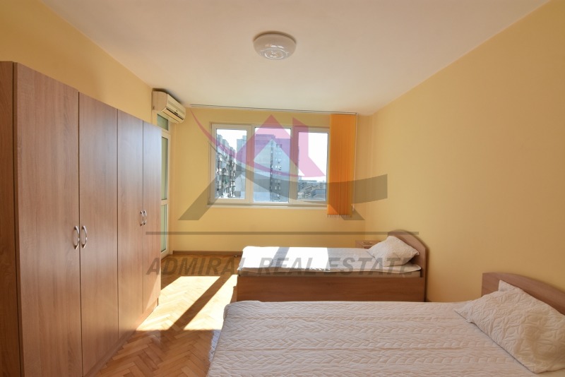 Zu vermieten  3+ Schlafzimmer Warna , Zimno kino Trakija , 110 qm | 92728256 - Bild [5]