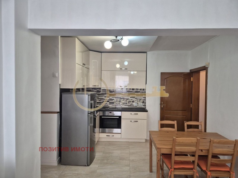 Дава под Наем 4-СТАЕН в град София, Борово - 140 кв.м / 850 € » 1 662.46 лв., ПОЗИТИВ ИМОТИ