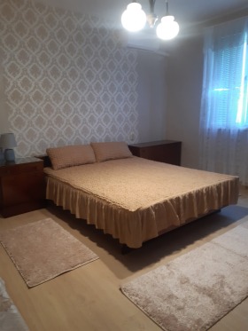 2 slaapkamers Tsentar, Burgas 1