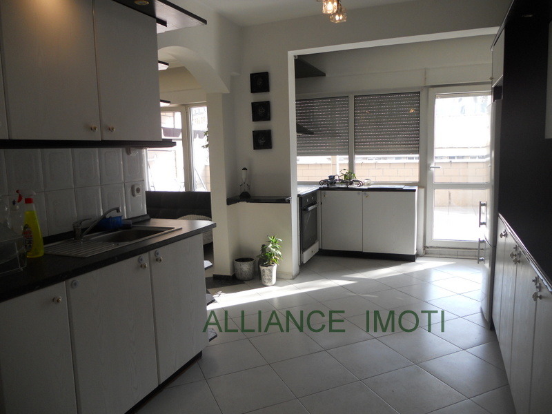 Дава под наем 2-СТАЕН, гр. София, Света Троица, снимка 4 - Апартаменти - 53972164