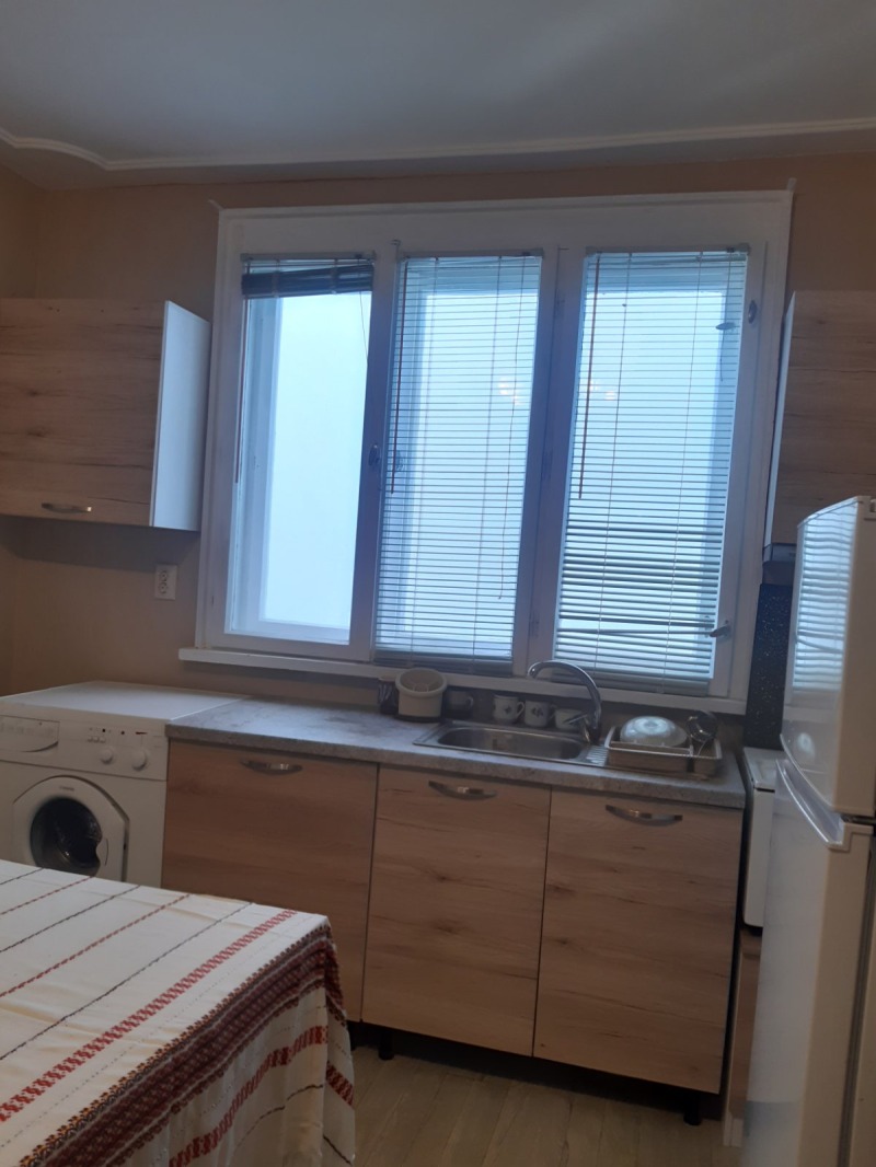 K pronájmu  2 ložnice Burgas , Centar , 85 m2 | 99119801 - obraz [6]