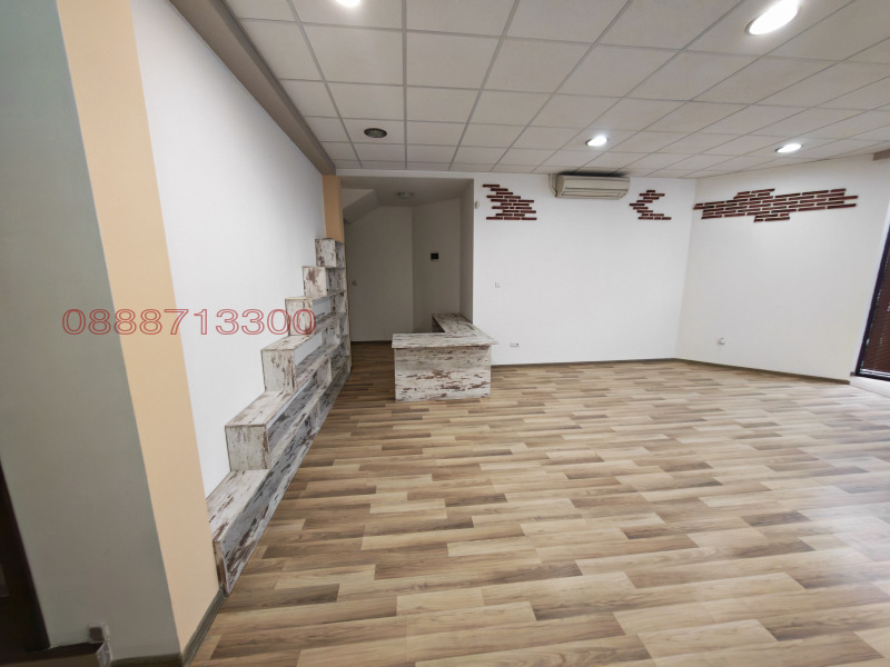 Дава под наем ОФИС, гр. Перник, Изток, снимка 2 - Офиси - 52816161