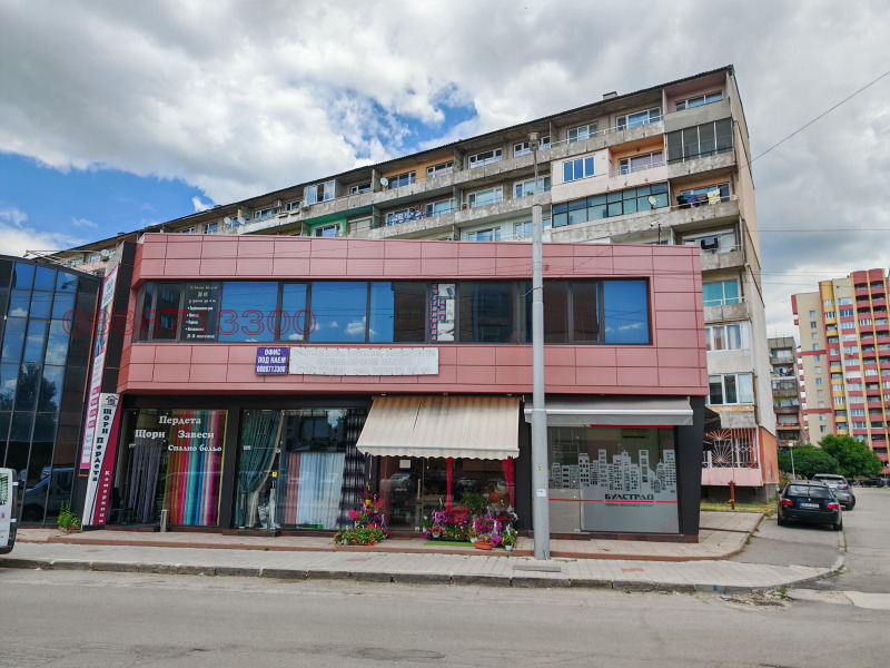 Дава под наем ОФИС, гр. Перник, Изток, снимка 15 - Офиси - 52816161