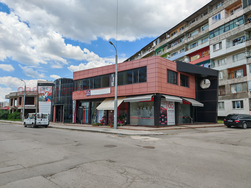 Дава под наем ОФИС, гр. Перник, Изток, снимка 16 - Офиси - 52816161