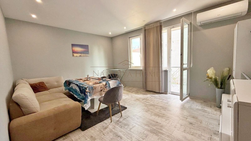 Дава под наем ЕТАЖ ОТ КЪЩА, гр. Бургас, Сарафово, снимка 3 - Етаж от къща - 52748241