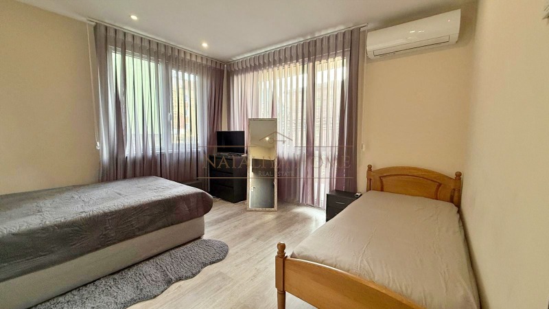 Дава под наем ЕТАЖ ОТ КЪЩА, гр. Бургас, Сарафово, снимка 5 - Етаж от къща - 52748241