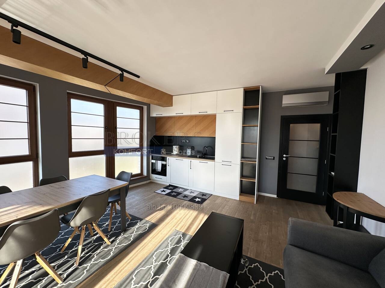 Дава под наем 2-СТАЕН, гр. Варна, к.к. Св.Св. Константин и Елена, снимка 3 - Апартаменти - 54137223