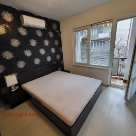 1 quarto Lozenec, Sofia 6