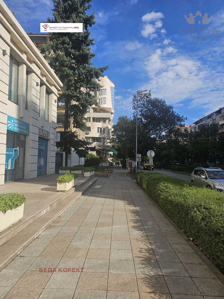 Издаје се  1 спаваћа соба Софија , Иван Вазов , 70 м2 | 65443266 - слика [2]