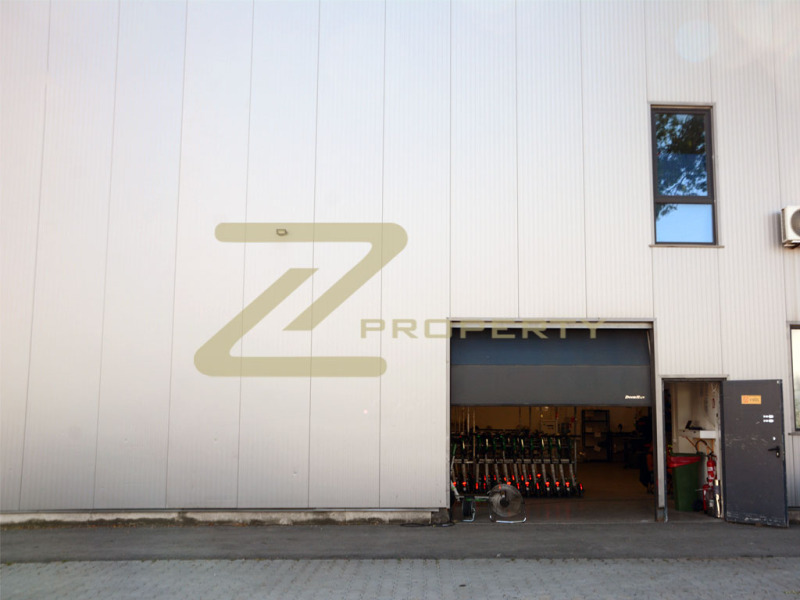 A louer  Stockage Sofia , Voenna rampa , 210 m² | 44864058