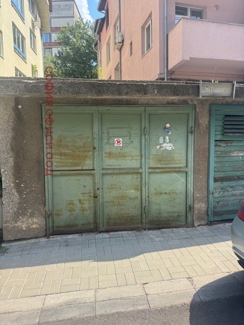 Zu vermieten  Garage Sofia , Lozenez , 15 qm | 14632775
