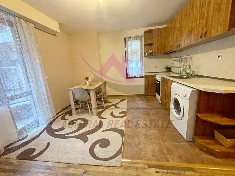 En renta  1 dormitorio Varna , Tsentar , 50 metros cuadrados | 43552892