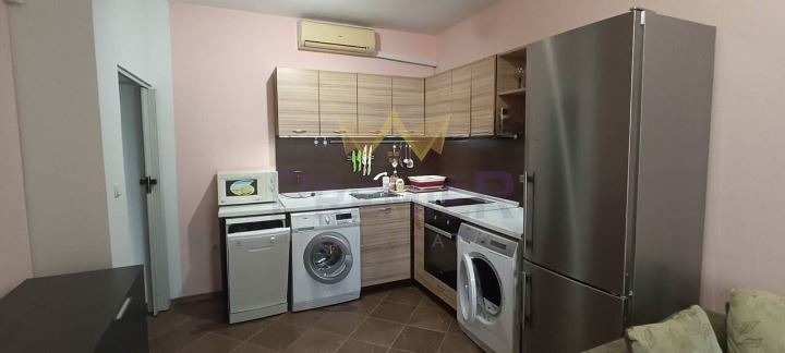 Da affittare  1 camera da letto Varna , Vazragdane 1 , 45 mq | 73558942