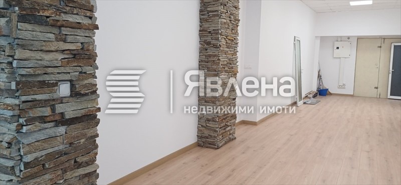 Дава под наем МАГАЗИН, гр. София, Гоце Делчев, снимка 2 - Магазини - 55194821