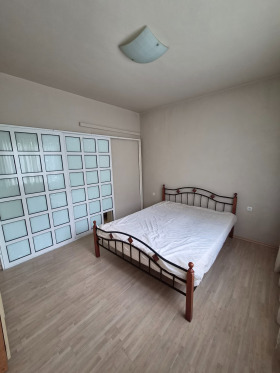 ���� ��� ���� 3-����� | Imot.bg � ����� ������ 8