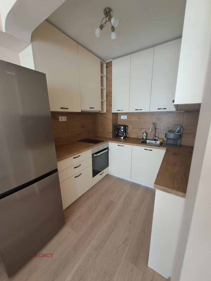 Дава под наем  2-стаен град София , Света Троица , 50 кв.м | 14968550