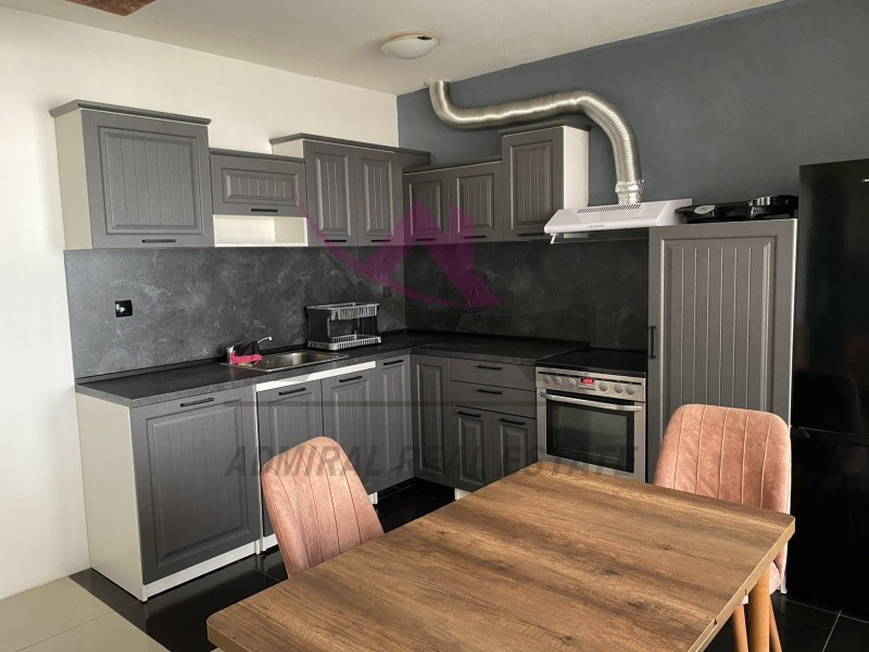 Дава под Наем 3-СТАЕН в град Варна, Трошево - 100 кв.м / 550 € » 1 075.71 лв., АДМИРАЛ РИЪЛ ЕСТЕЙТ ЕООД