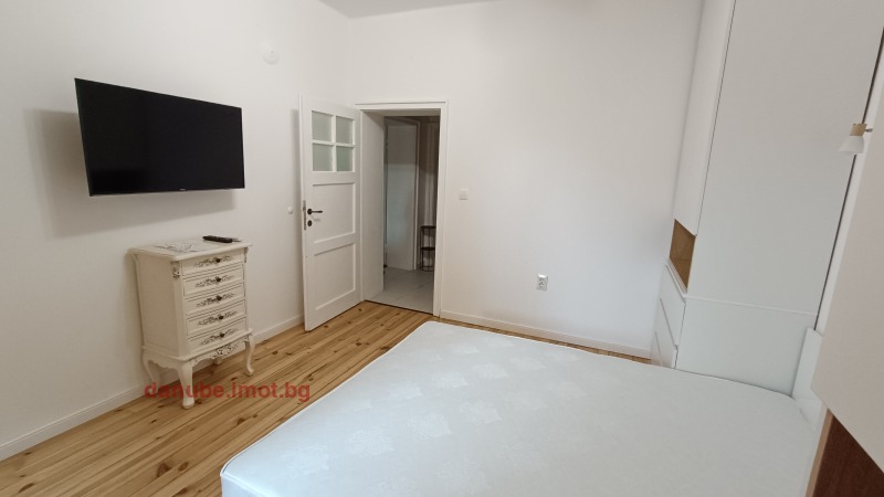 Дава под наем  3-стаен град Русе , Център , 70 кв.м | 60578265 - изображение [9]