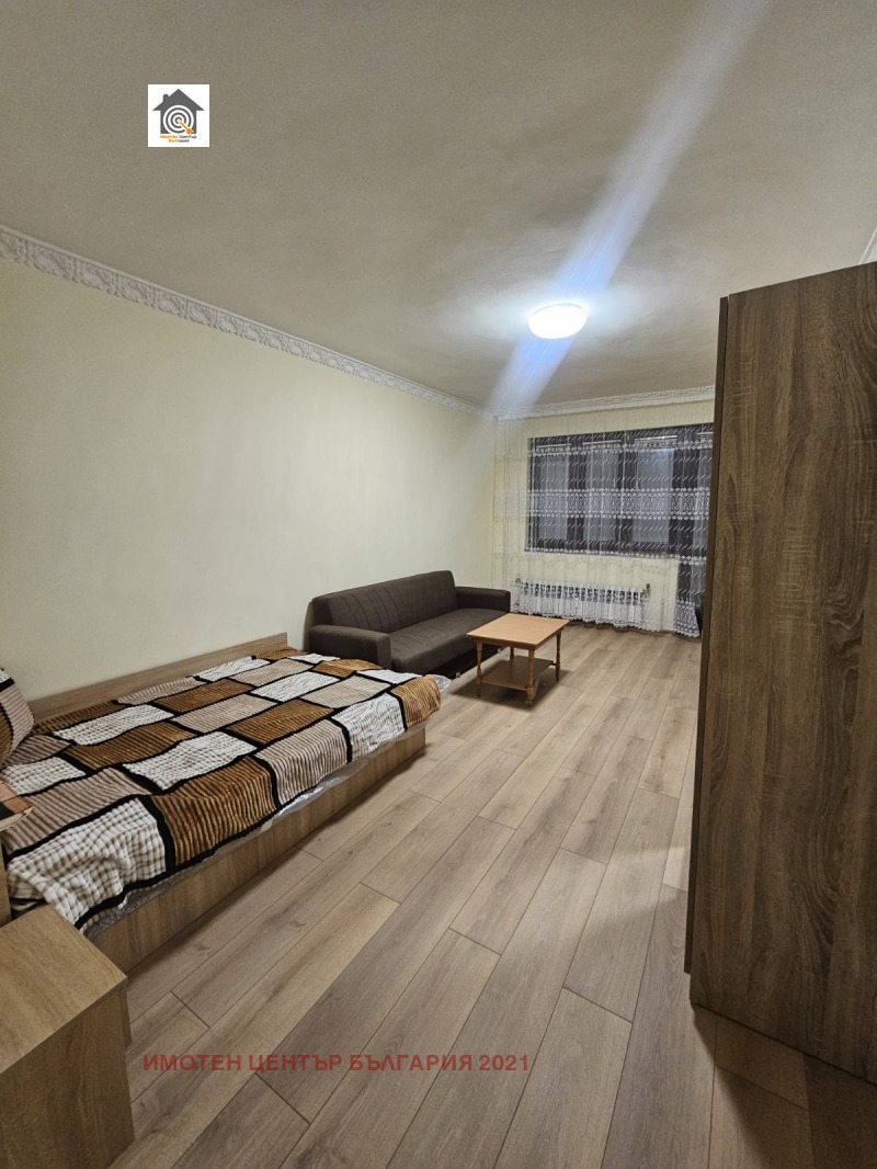 Дава под наем 4-СТАЕН, гр. Плевен, Широк център, снимка 6 - Апартаменти - 52372314