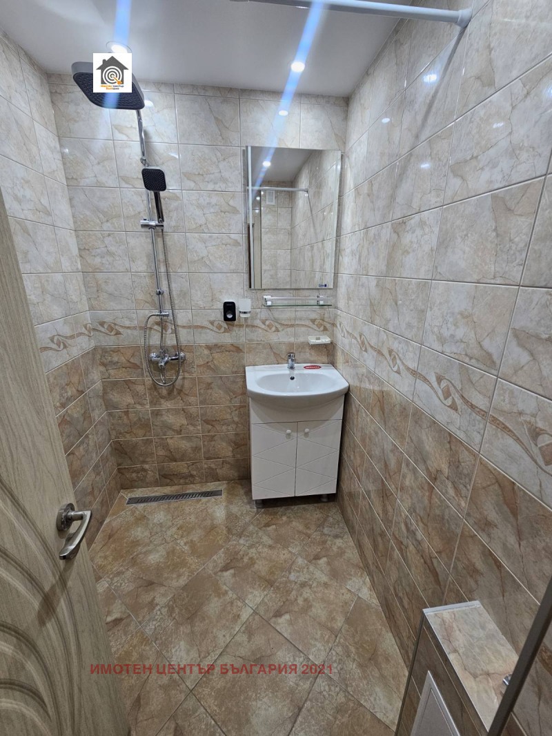 Дава под наем 4-СТАЕН, гр. Плевен, Широк център, снимка 12 - Апартаменти - 52372314