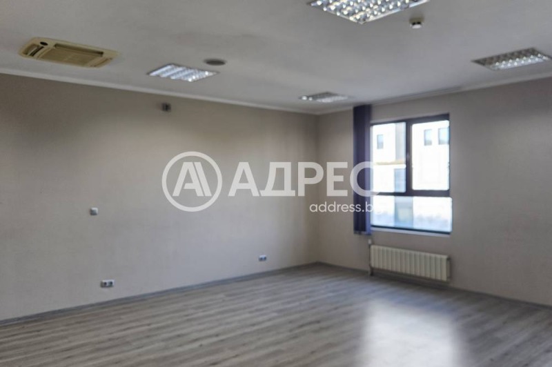 Do wynajęcia  Biuro Sofia , Studentski grad , 50 mkw | 88828857 - obraz [3]