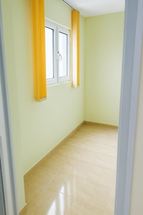    4- | Imot.bg    7