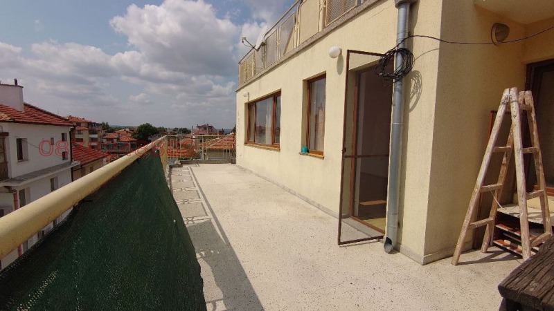 Дава под наем 3-СТАЕН, гр. Айтос, област Бургас, снимка 10 - Апартаменти - 53296379