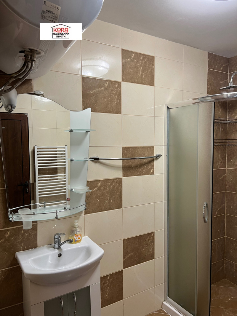 Дава под наем 4-СТАЕН, гр. Плевен, Идеален център, снимка 10 - Апартаменти - 49913099