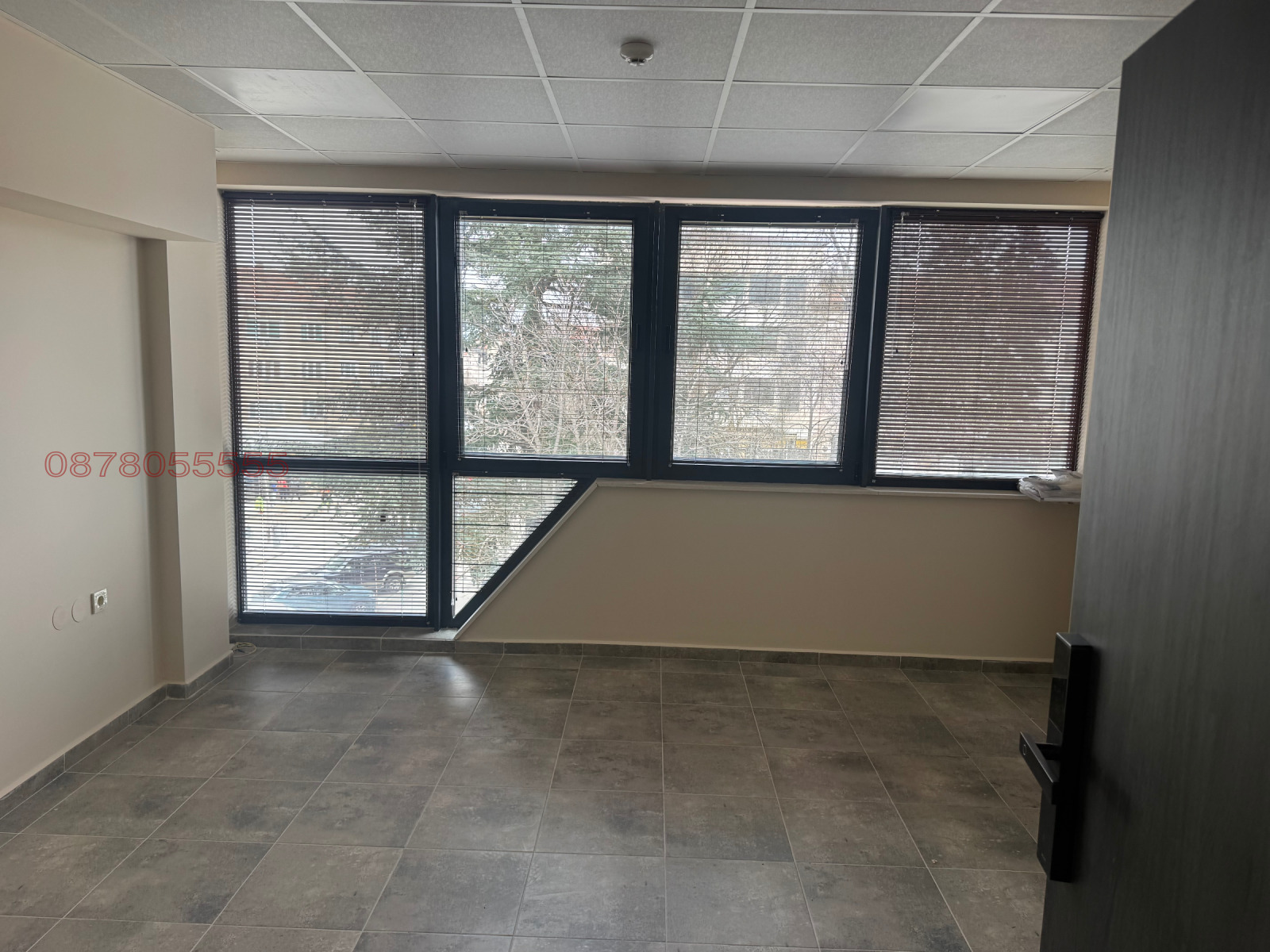 Дава под наем ОФИС, гр. Враца, Център, снимка 2 - Офиси - 54075319