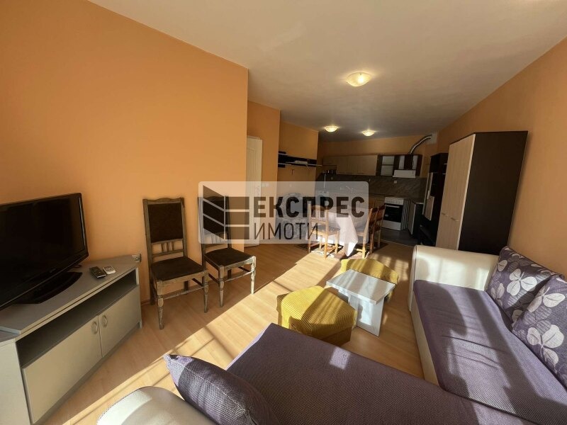 Дава под нем  2-стаен, град Варна, Левски 1 •  400 EUR • ID 42220941 — holmes.bg - [1] 