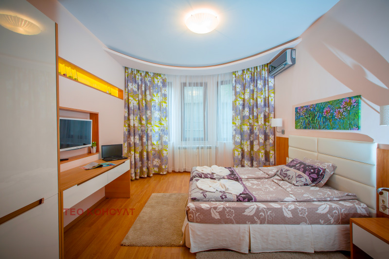 Дава под наем 3-СТАЕН, гр. София, Център