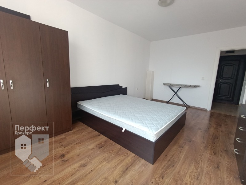 Zu vermieten  1 Schlafzimmer Weliko Tarnowo , Buzludscha , 60 qm | 44255488 - Bild [5]