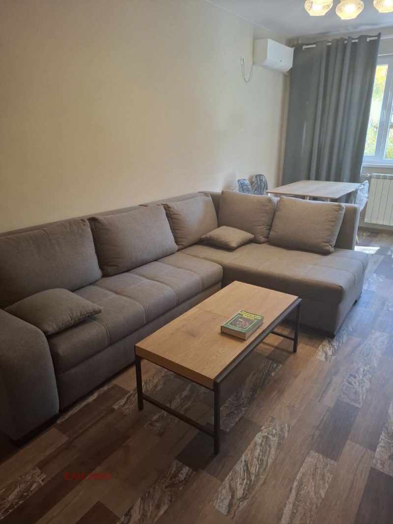 A louer  2 chambres Sofia , Tsentar , 110 m² | 73712754