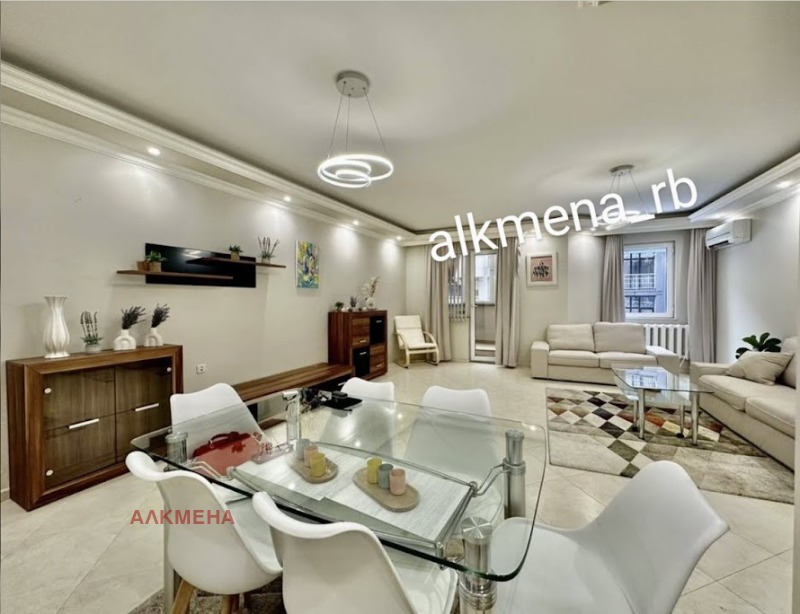 Do wynajęcia  2 sypialnie Sofia , Borowo , 130 mkw | 33476203