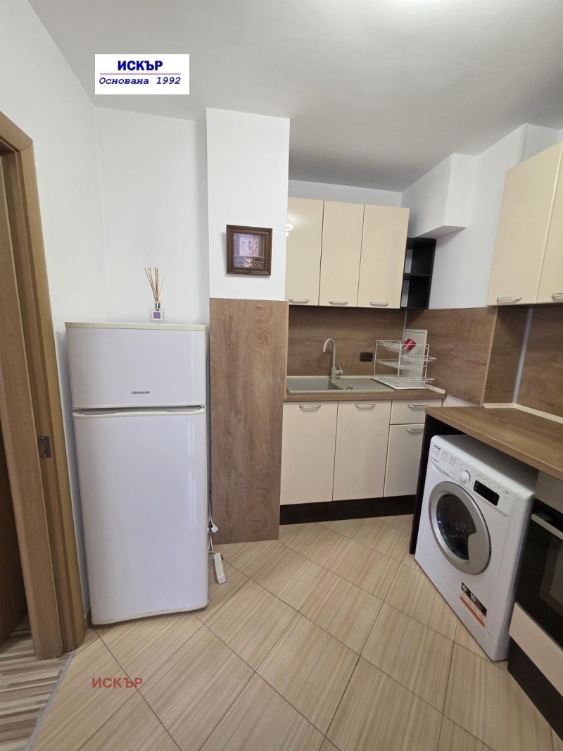 En renta  1 dormitorio Sofia , Mladost 4 , 70 metros cuadrados | 70303136 - imagen [9]
