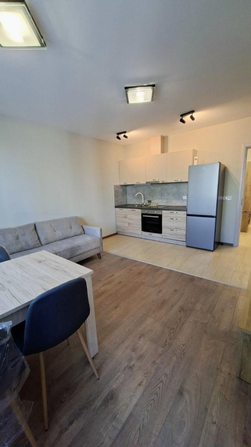 Издаје се  2 спаваће собе Софија , Разсадника , 100 м2 | 21888636 - слика [3]
